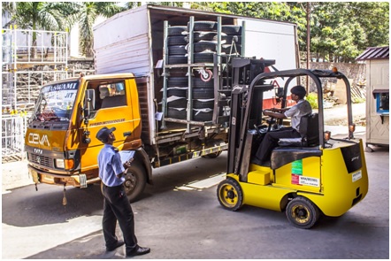 Unloading tyres taking stock of new resources